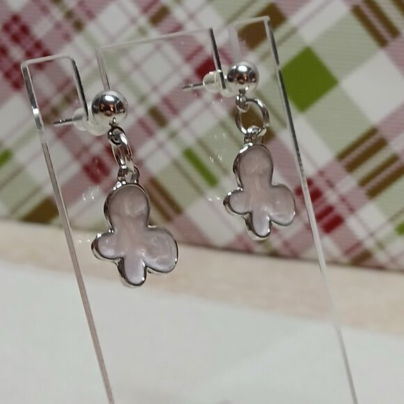 NWOT Fashion Jewelry Silver Tone Pink Butterfly Stud Earrings #1 - Picture 6 of 8